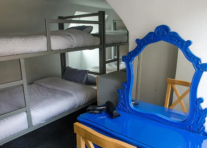 Cx Hostel